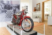 Nesmrtelný dvoutakt na závodních okruzích - Výstava motocyklů v Hořicích