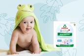 Řada šetrných pracích prostředků Frosch Baby  se rozrostla o prací prášek