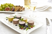 Vánoční stůl v královském stylu s paštikami PÂTÉ DU CHEF